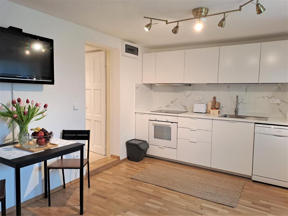 Apartmanovy Dum Se Zahradou V Klidne Casti Prahy Praha Exteriér fotografie